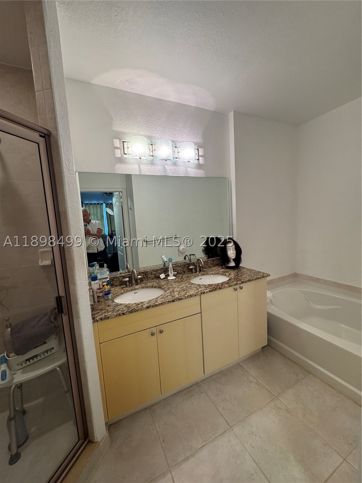 A11898499 Property Photo 19
