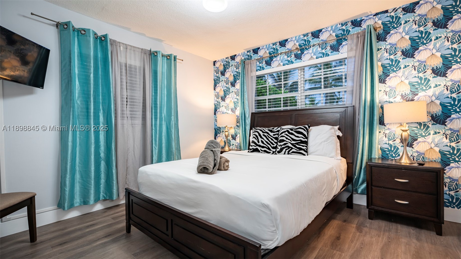 1305 Funston St Property Photo 13