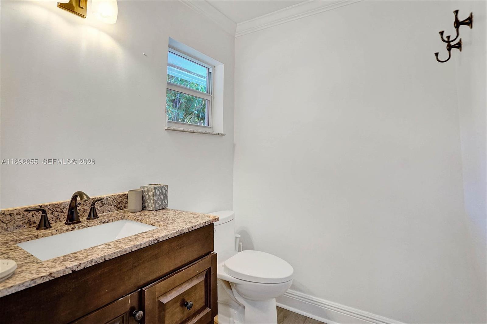 2120 Sw 28th Way Property Photo 31