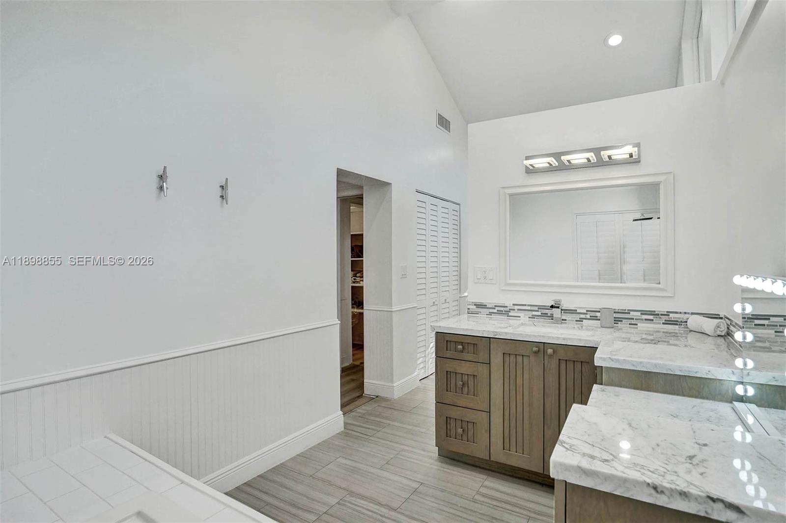 2120 Sw 28th Way Property Photo 41