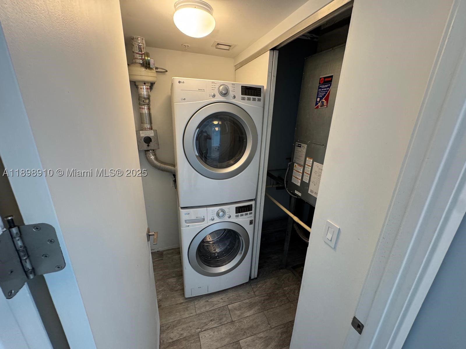 1040 Biscayne Blvd 1106 Property Photo 25