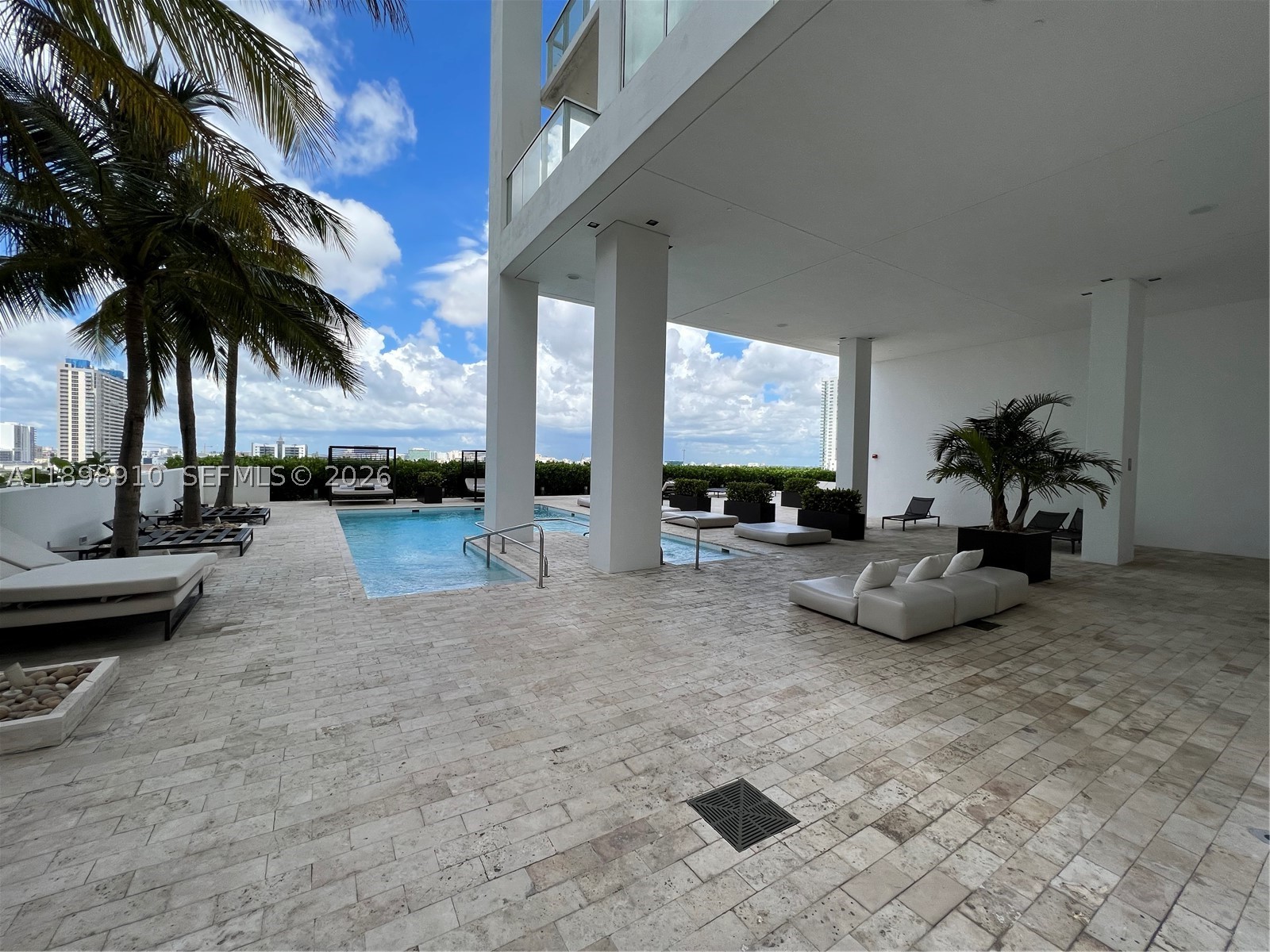 1040 Biscayne Blvd 1106 Property Photo 53