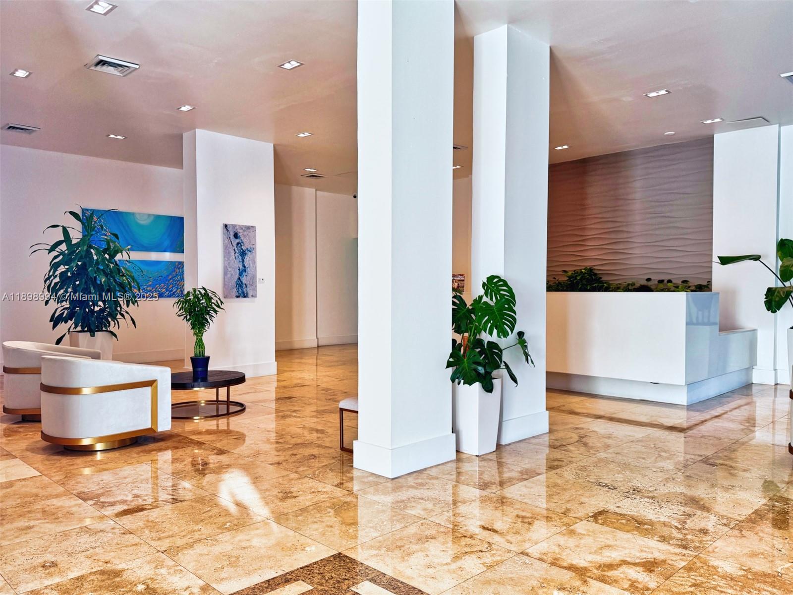 2101 S Ocean Dr 1402 Property Photo 25
