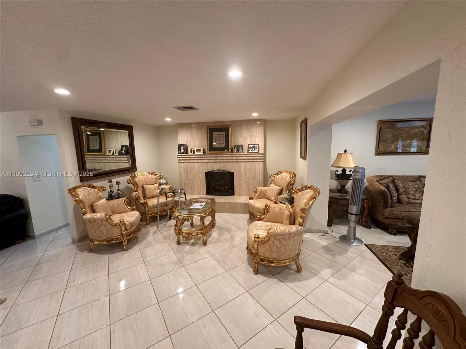 6300 Sw 181st Ln Property Photo 18