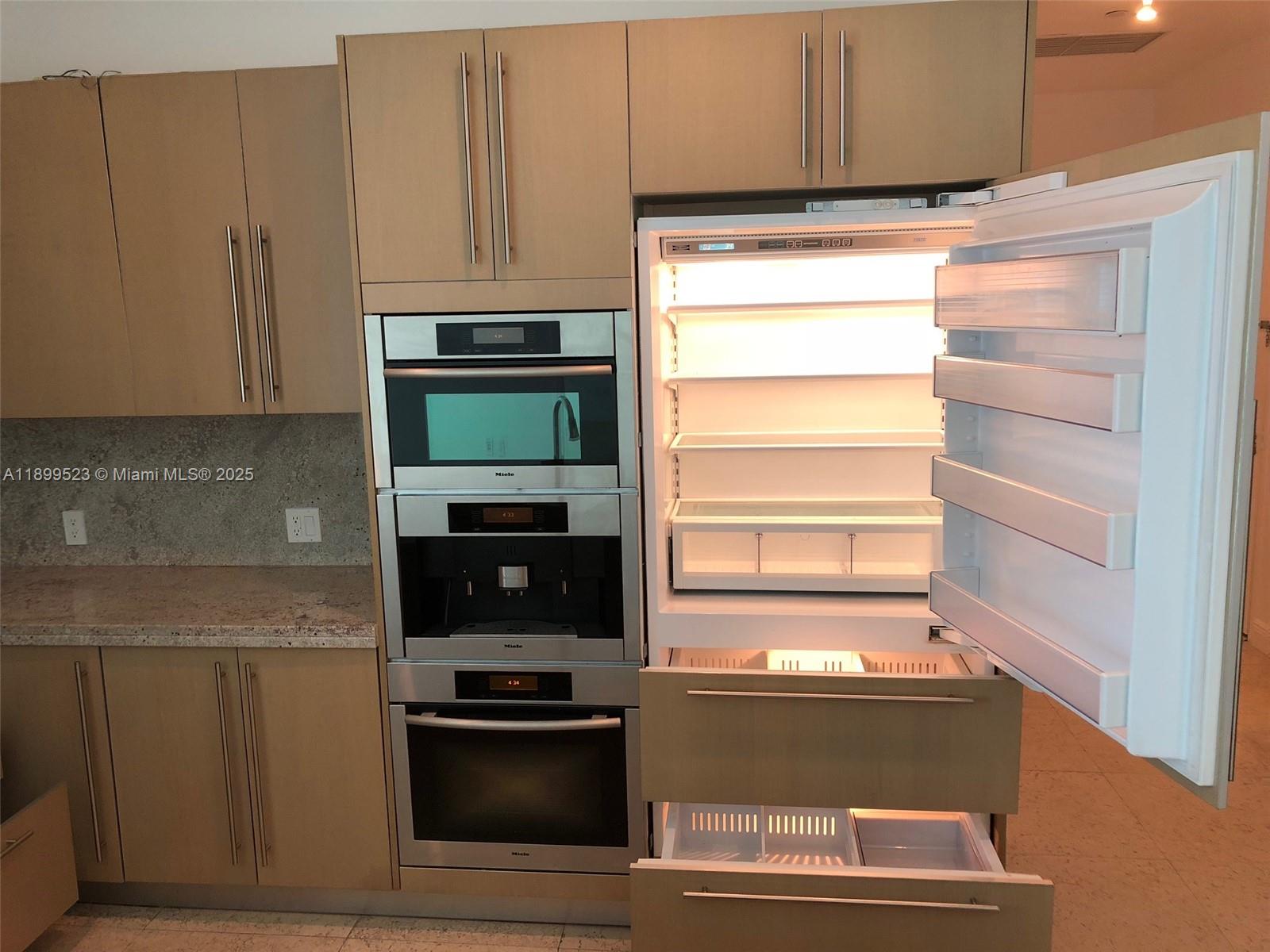 900 Brickell Key Blvd 2205 Property Photo 19