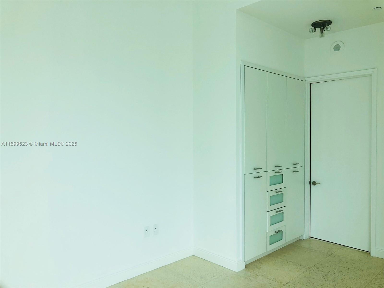 900 Brickell Key Blvd 2205 Property Photo 33