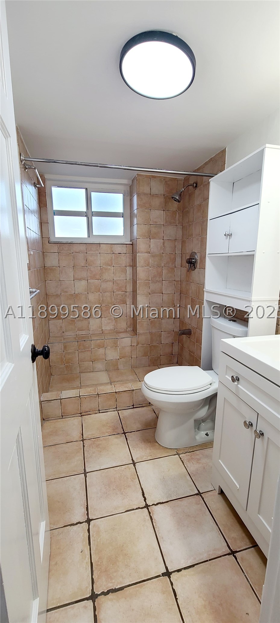 9410 Live Oak Pl 109 Property Photo 14