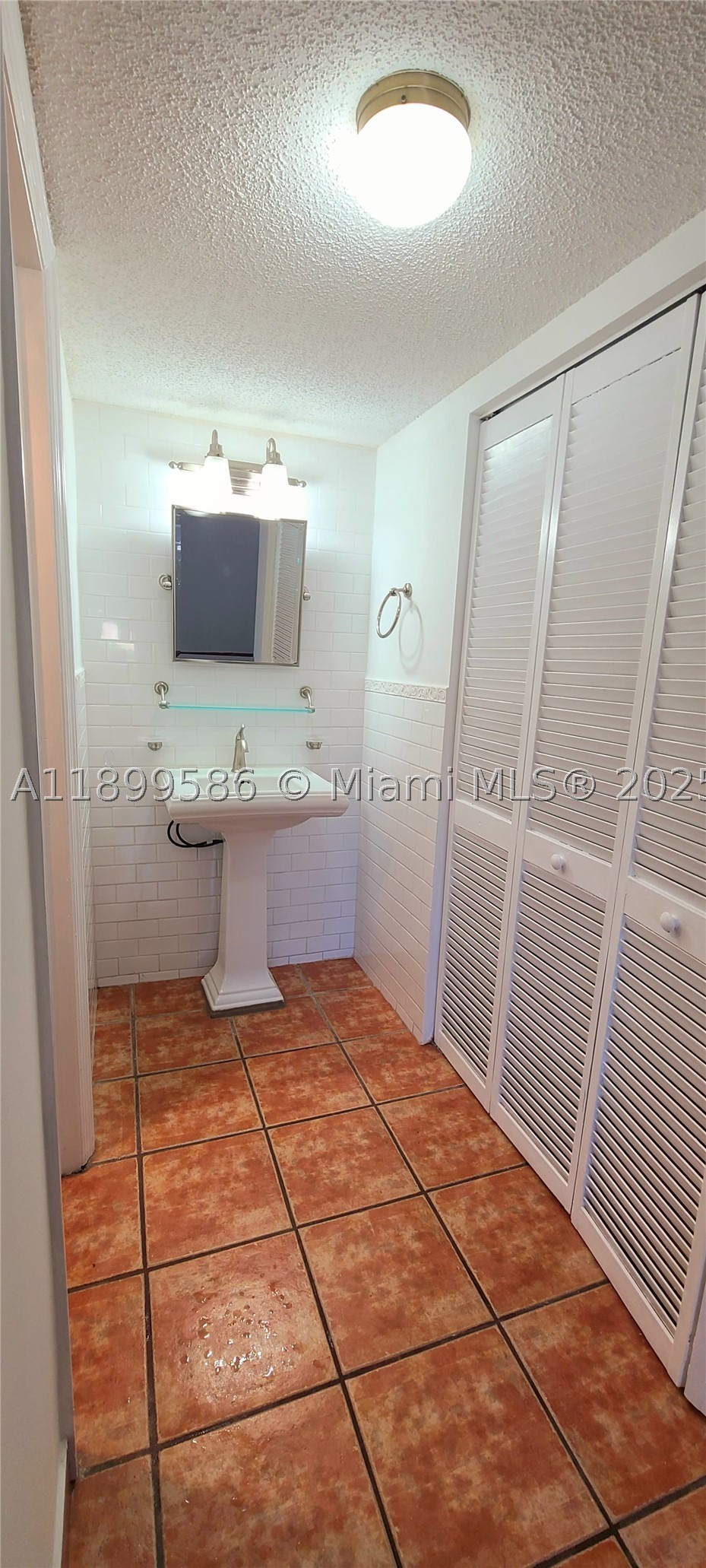 9410 Live Oak Pl 109 Property Photo 16