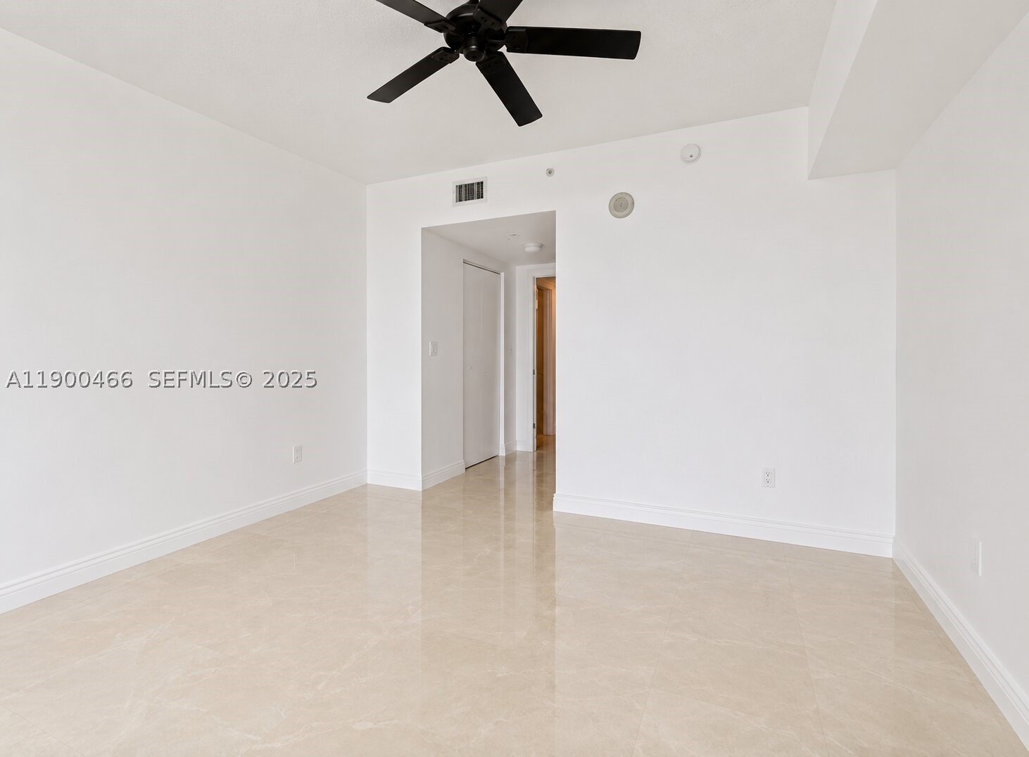 16699 Collins Ave 3604 Property Photo 62