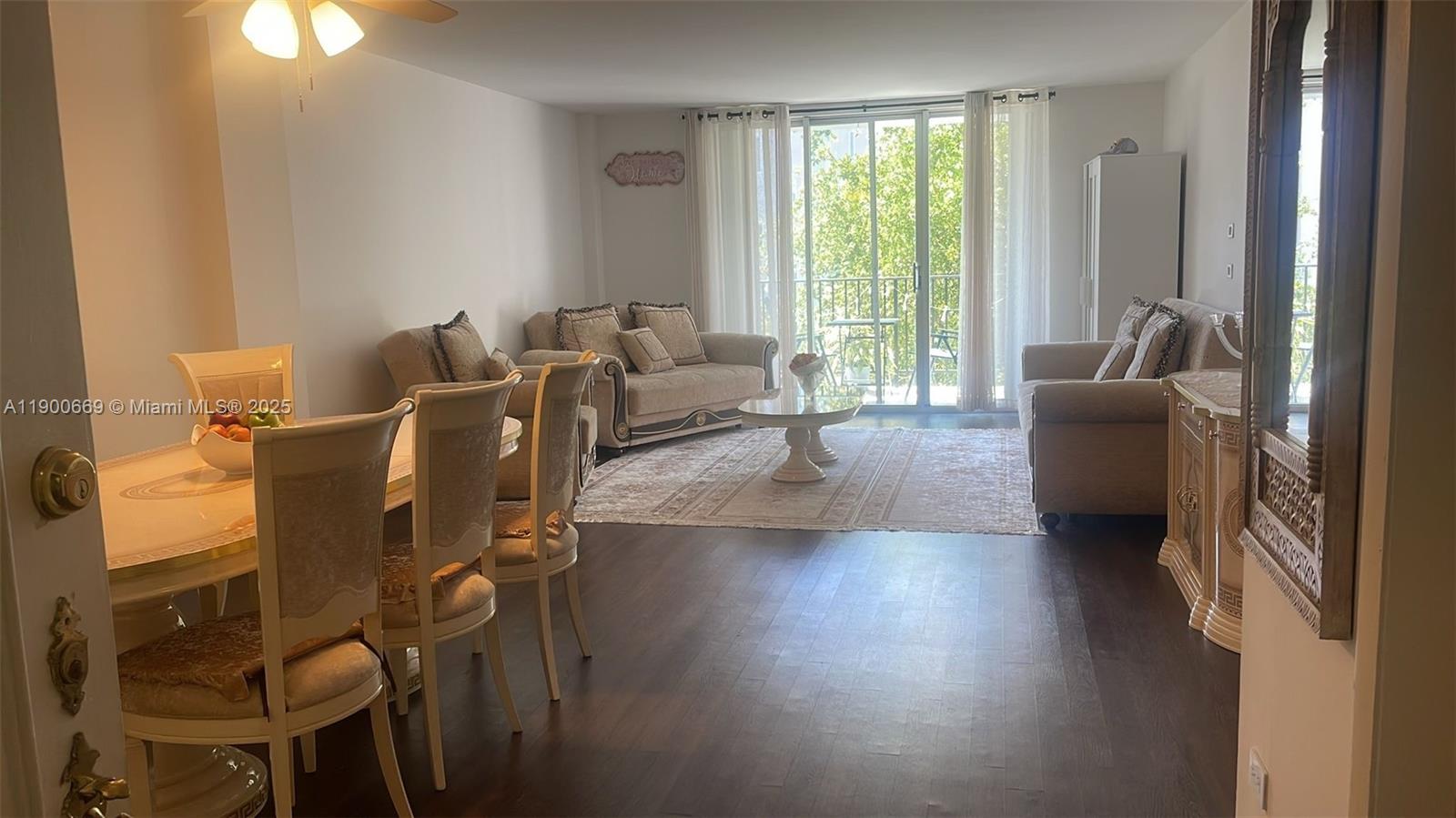 1001 91st St 503 Property Photo 1