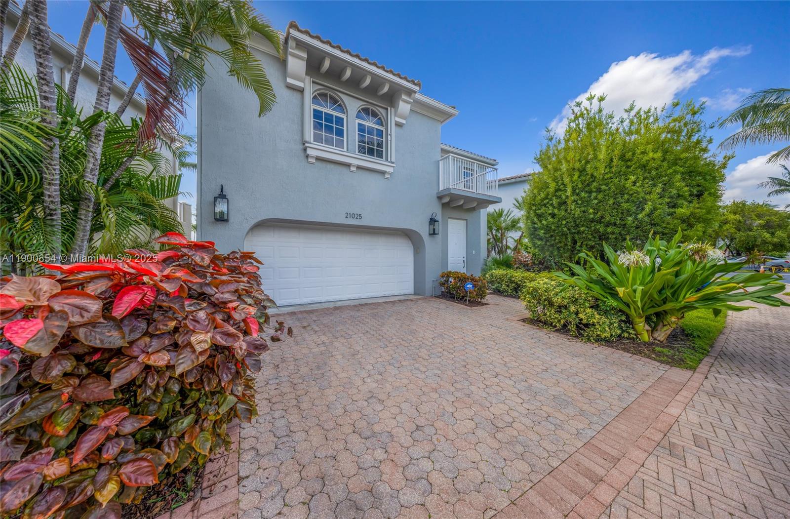 21025 Ne 31st Ave Property Photo 1