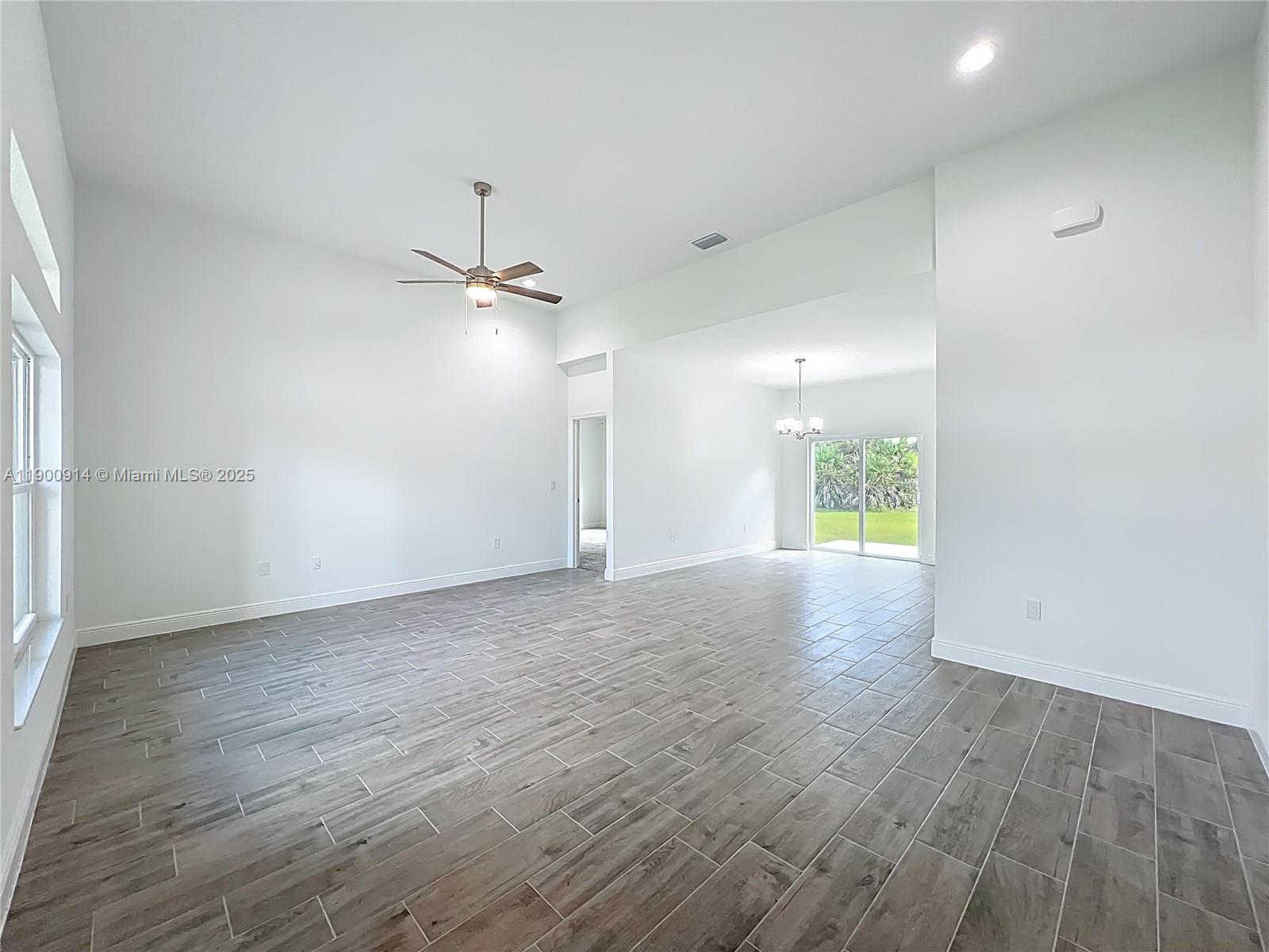 2617 De Groodt Rd Sw Property Photo 5