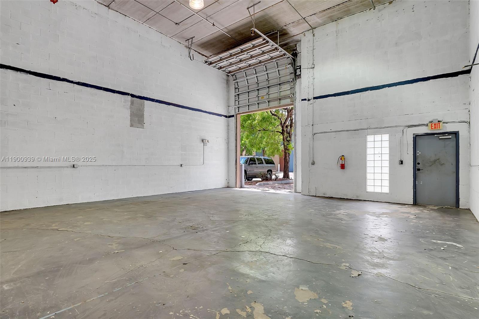 20200 Nw 2nd Ave C6 Property Photo 12
