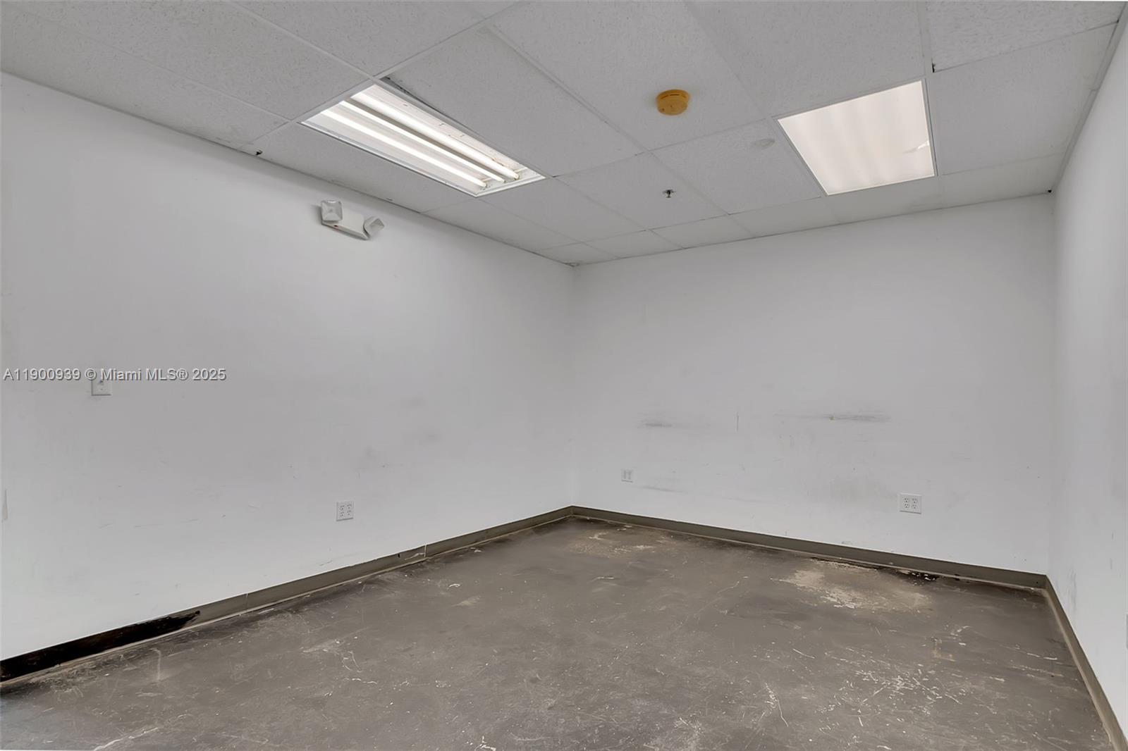 20200 Nw 2nd Ave C6 Property Photo 14
