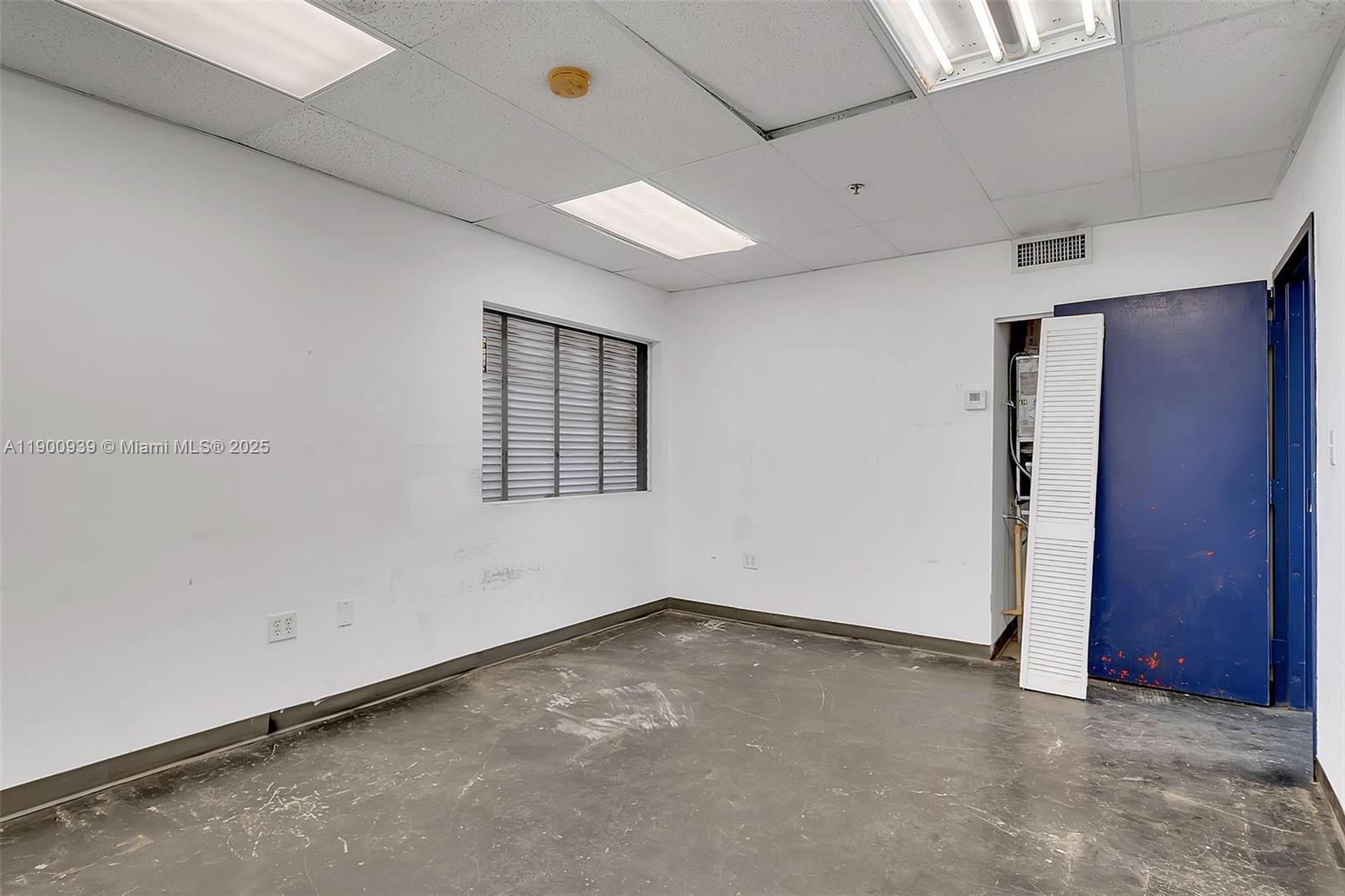 20200 Nw 2nd Ave C6 Property Photo 15