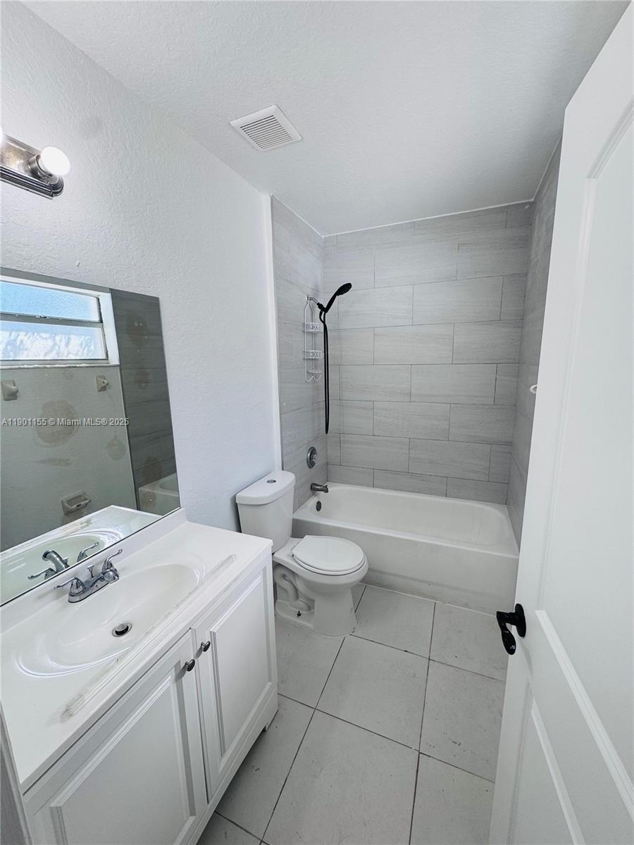 949 Sw 6th Pl Property Photo 11