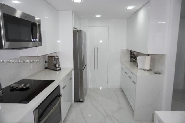 701 Brickell Key Blvd 412 Property Photo 8
