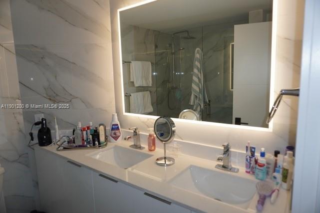 701 Brickell Key Blvd 412 Property Photo 20