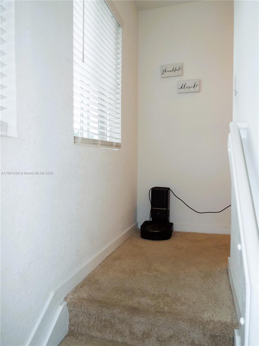 2363 Se 11th St Property Photo 24