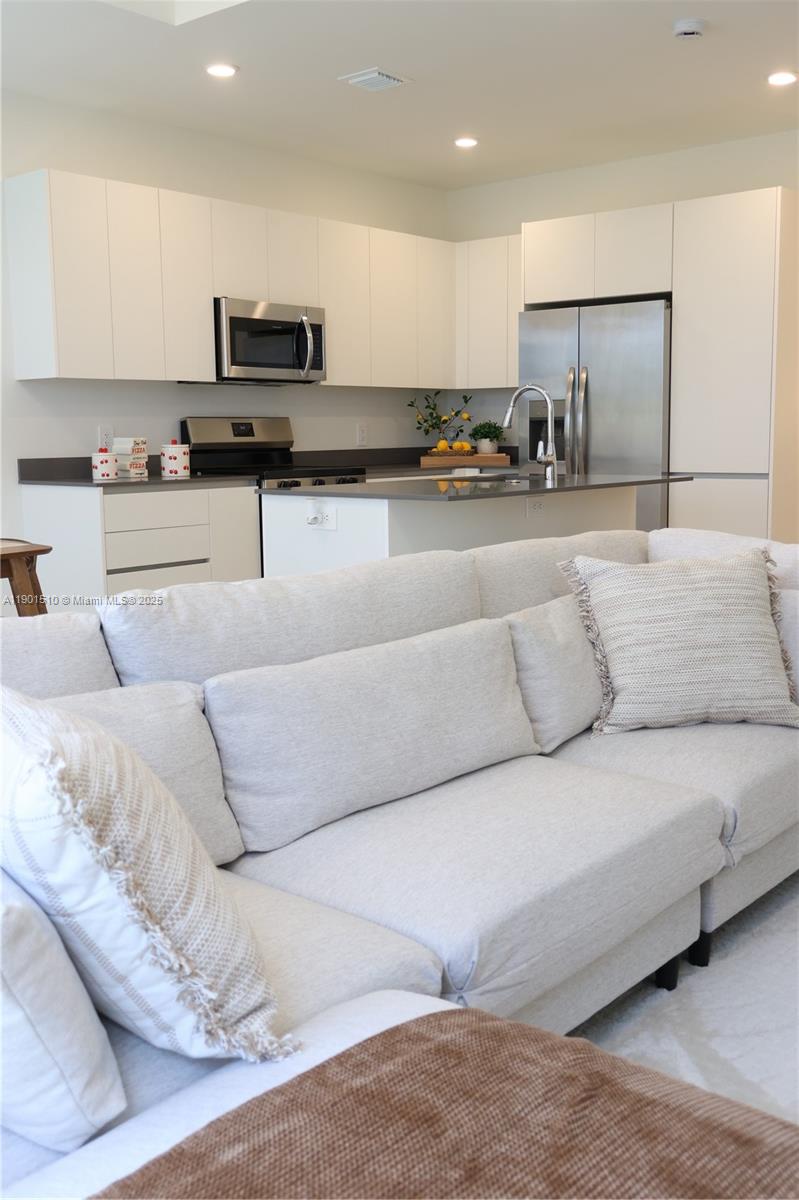 18983 Sw 345th Ter Property Photo 3