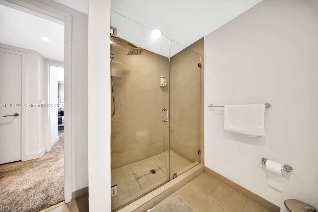 4111 S Ocean Dr 1212 Property Photo 18
