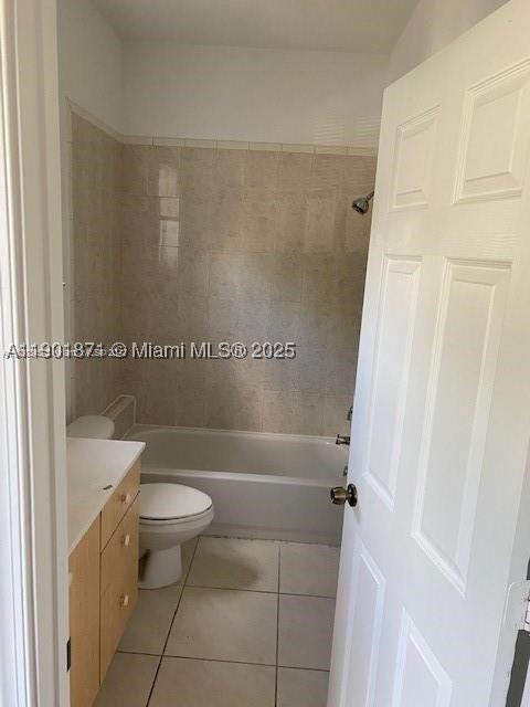 8706 Nw 38th Dr Property Photo 16