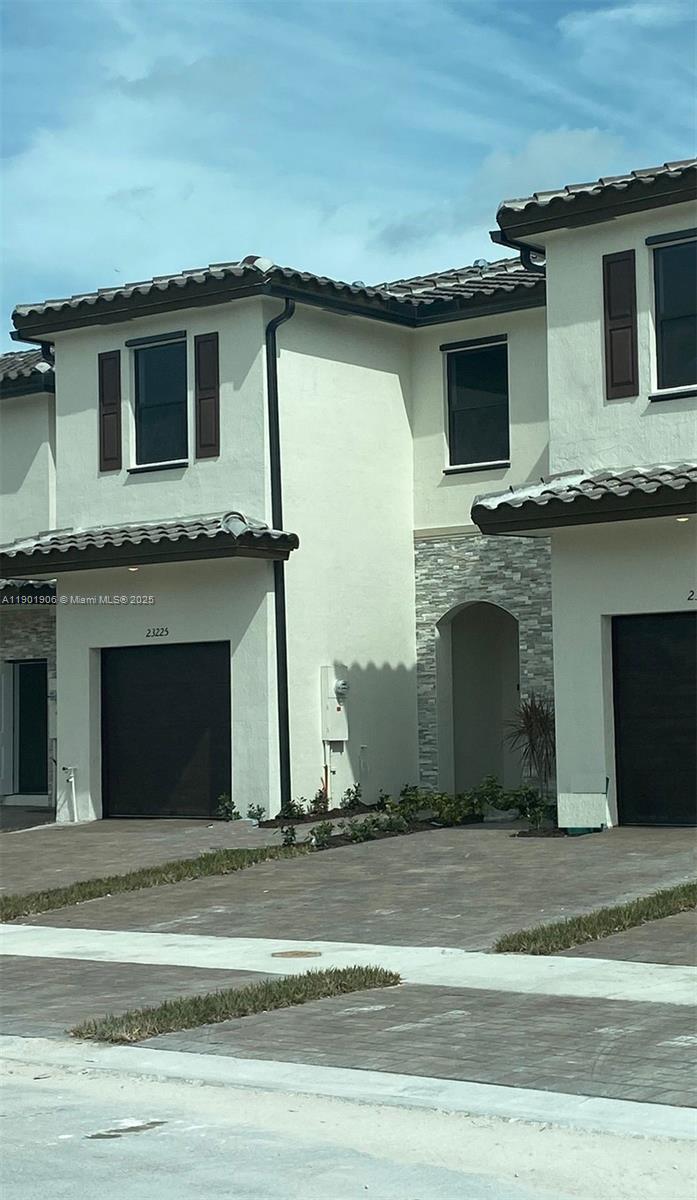 23225 Sw 111th Ave 23225 Property Photo 1