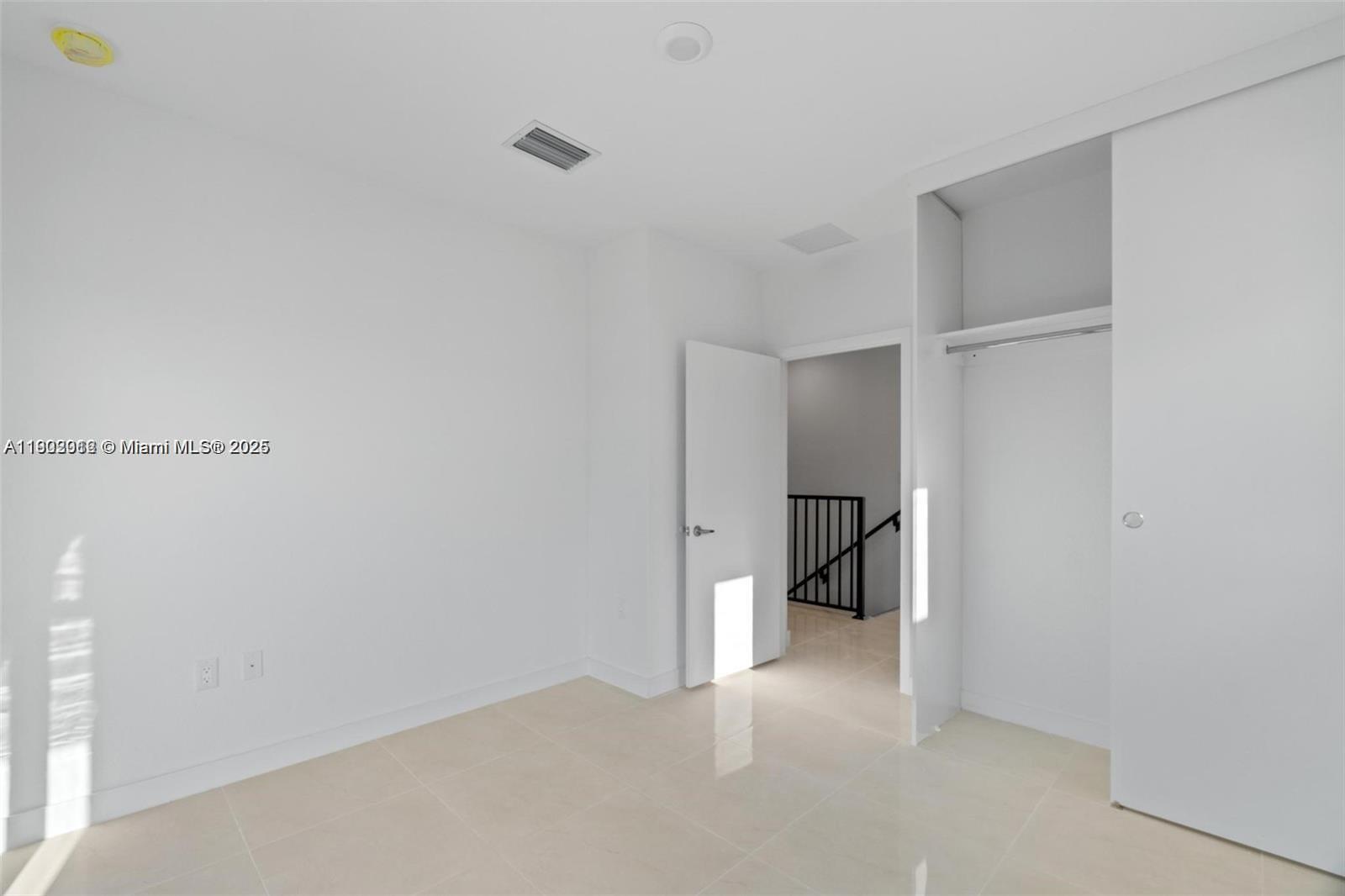 1119 Nw 1st St Property Photo 22