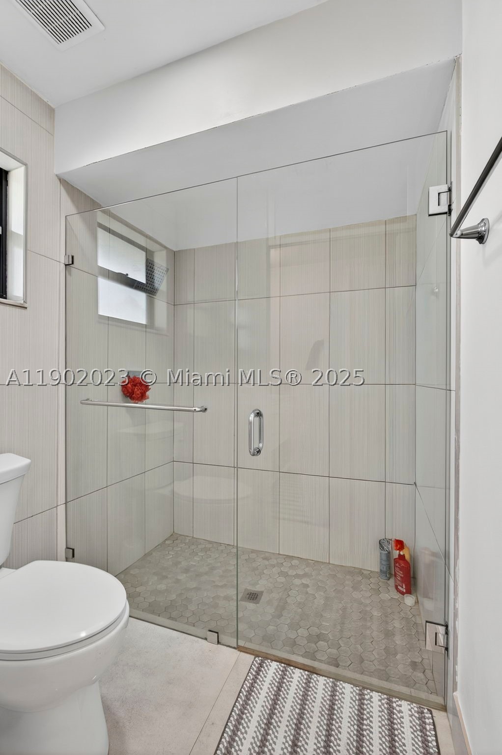 100 Miramar Ave Property Photo 23
