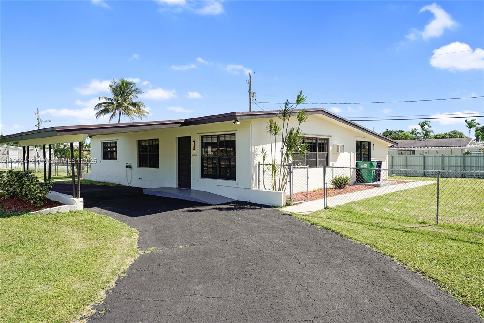 14520 Sw 289th St Property Photo 2