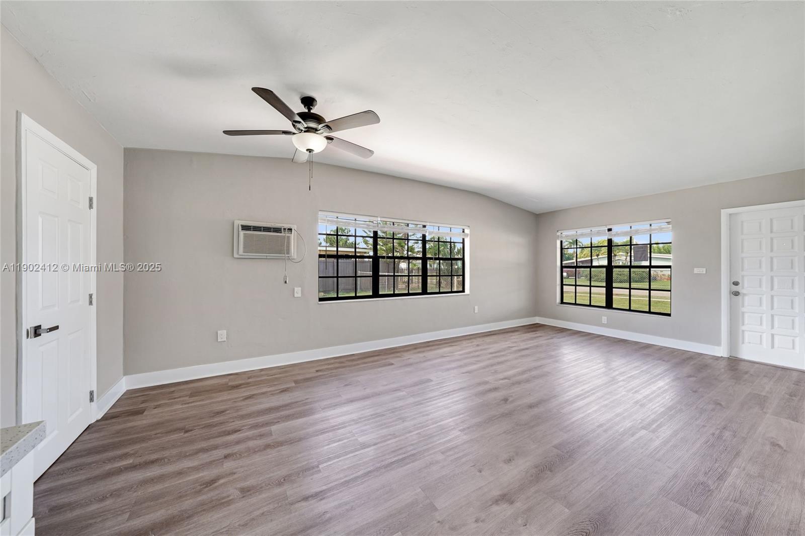 14520 Sw 289th St Property Photo 5