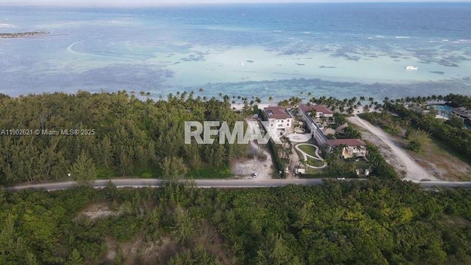 A11902621 Property Photo 1