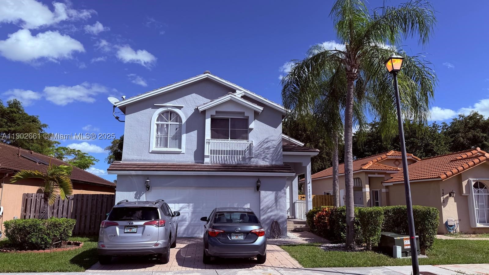 14713 SW 155th Pl Property Photo 1
