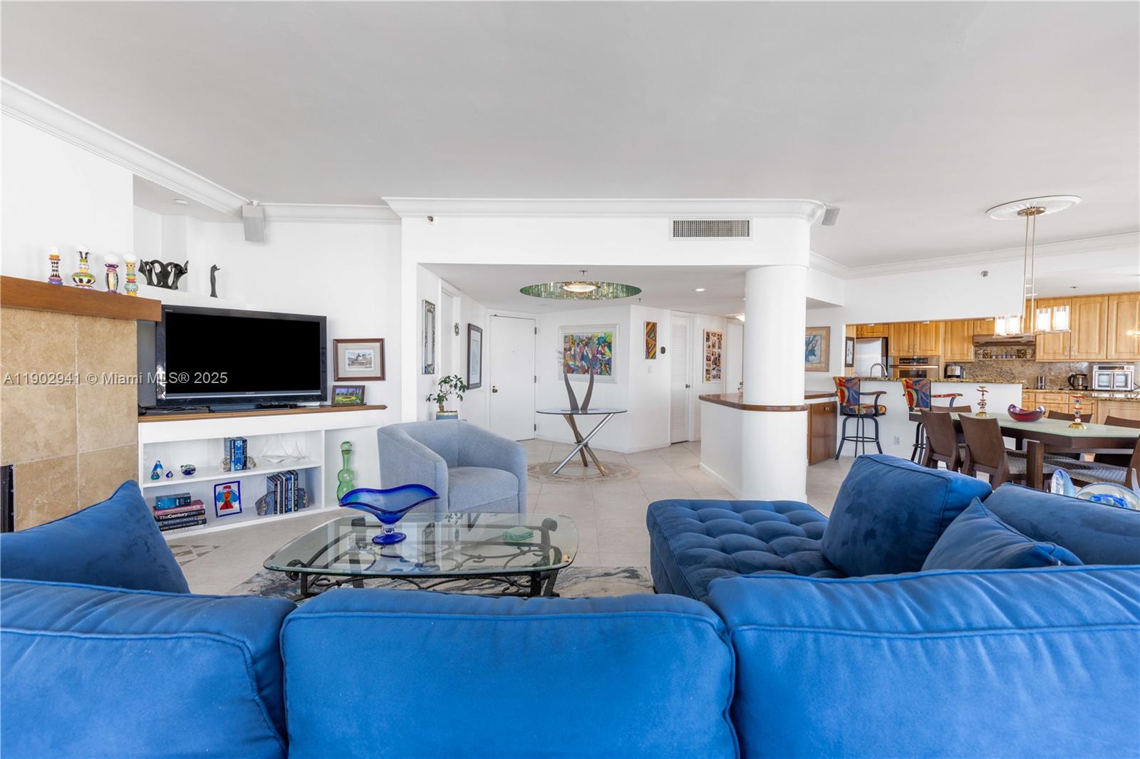 300 Three Islands Blvd Ph2a Property Photo 12