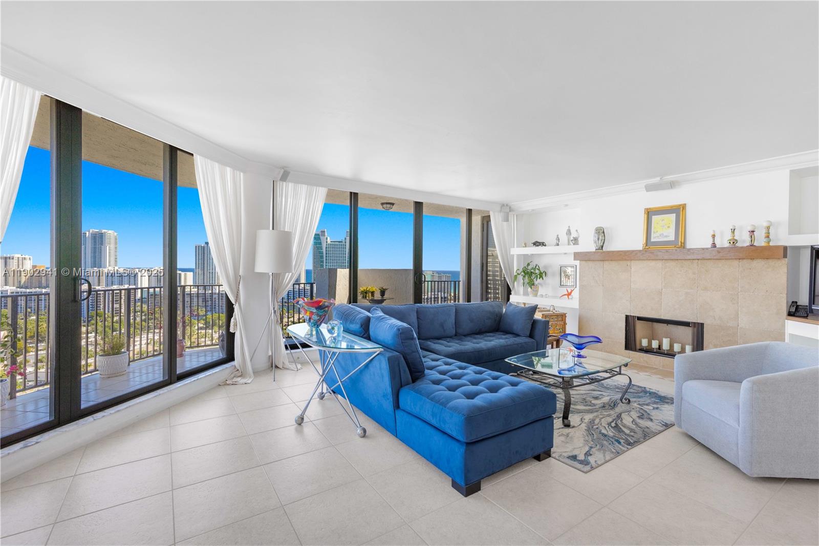 300 Three Islands Blvd Ph2a Property Photo 14