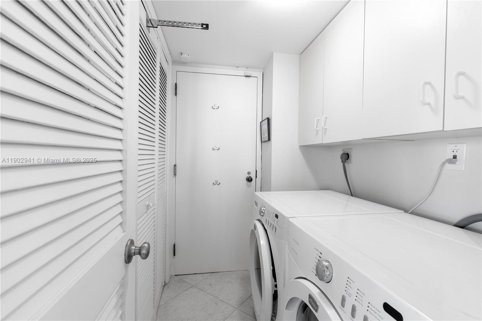 300 Three Islands Blvd Ph2a Property Photo 42