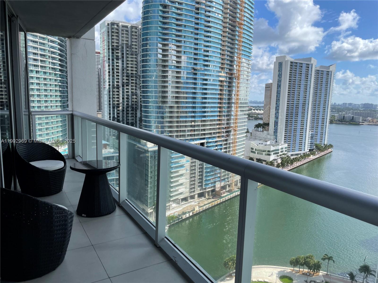 485 Brickell Ave 2602 Property Photo 17