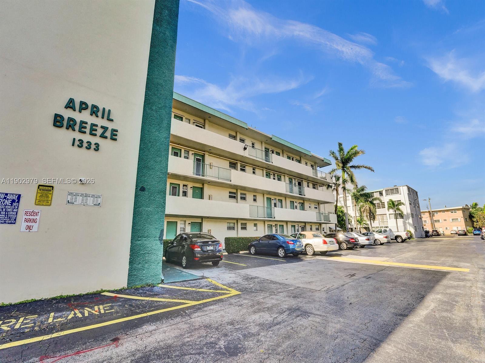 1333 E Hallandale Beach Blvd 406 Property Photo 18