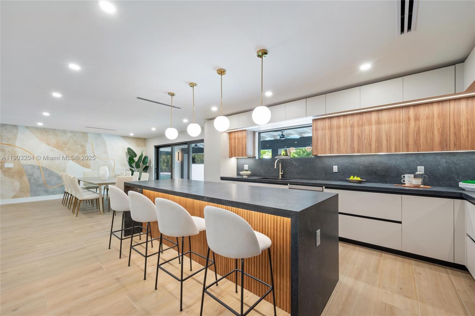 14270 Sw 73rd Ave Property Photo 1