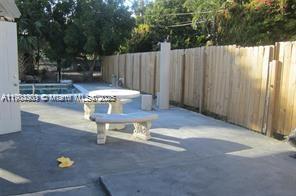 A11903301 Property Photo 9