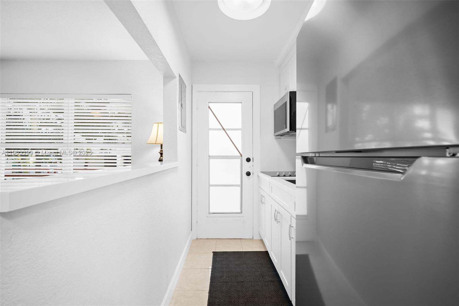 9241 Collins Ave 11 Property Photo 10