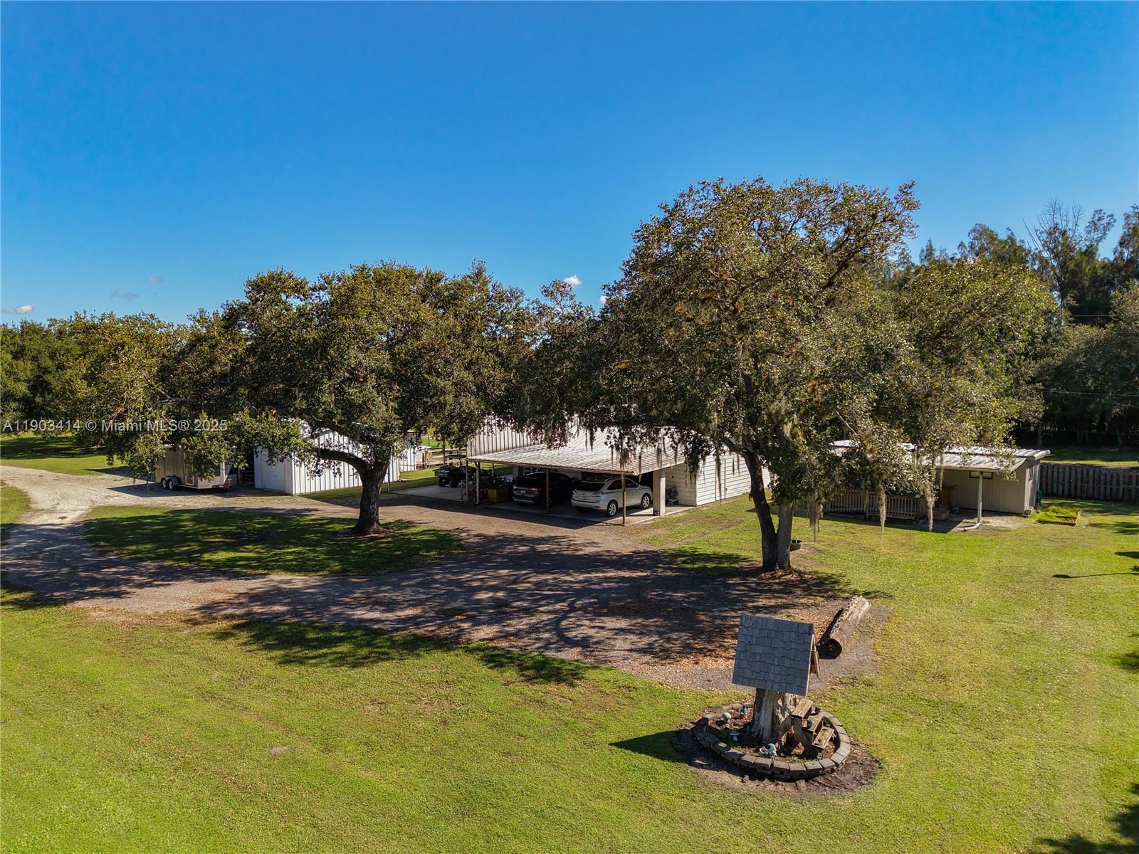 4419 Loblolly Bay Rd. Property Photo 4