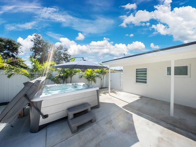 16125 Nw 28th Pl Property Photo 25