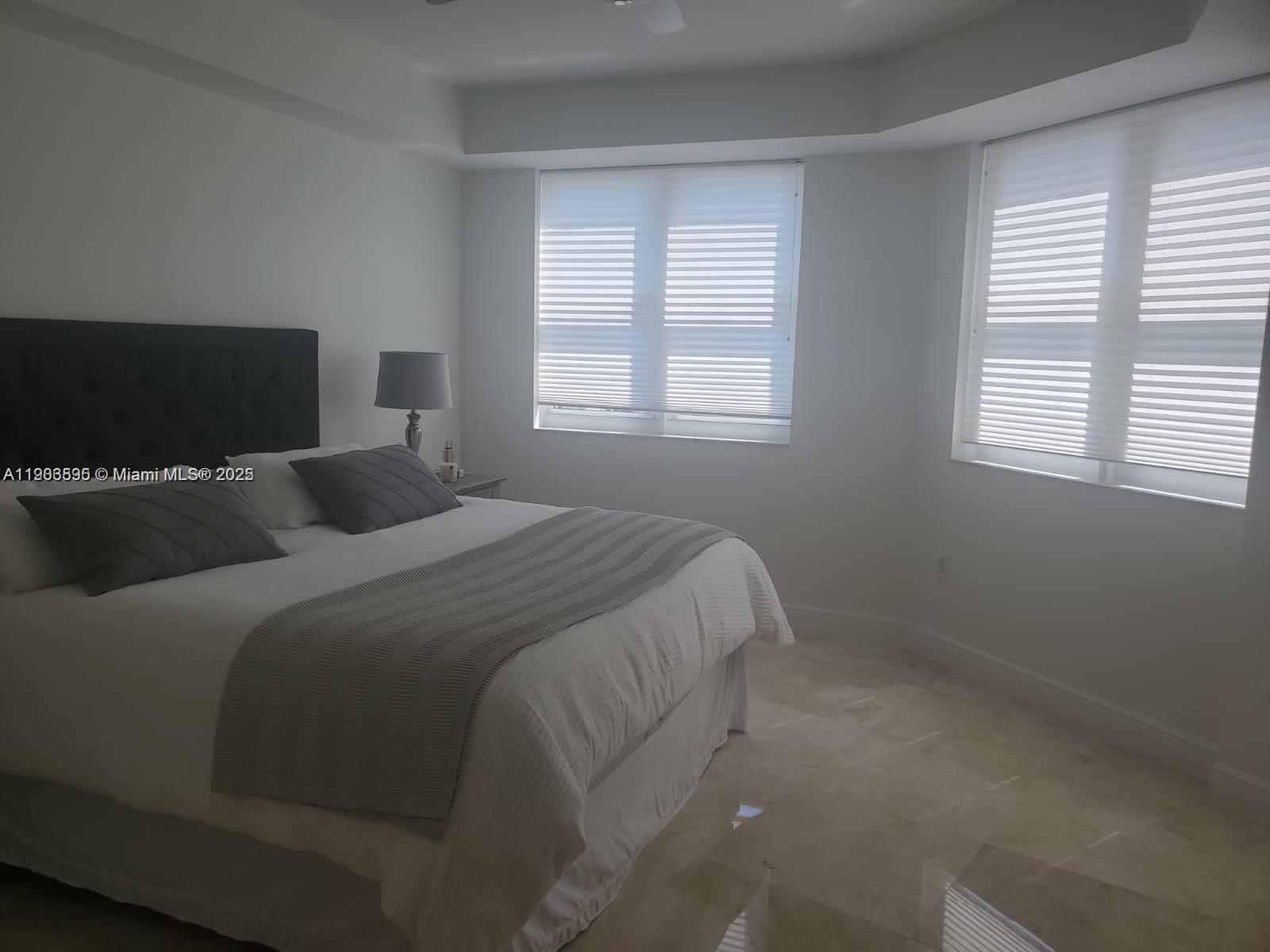 19900 E Country Club Dr 607 Property Photo 16