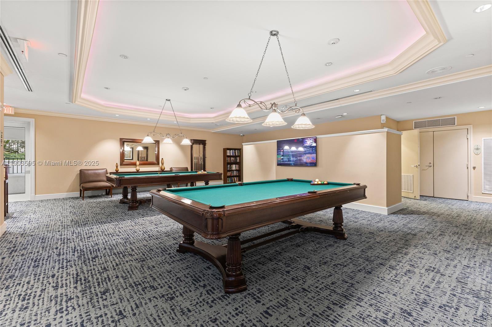 19900 E Country Club Dr 607 Property Photo 24