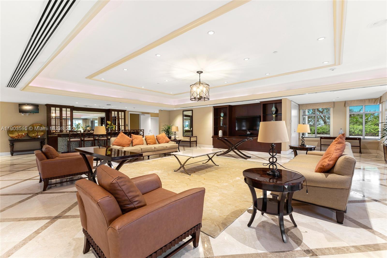 19900 E Country Club Dr 607 Property Photo 25