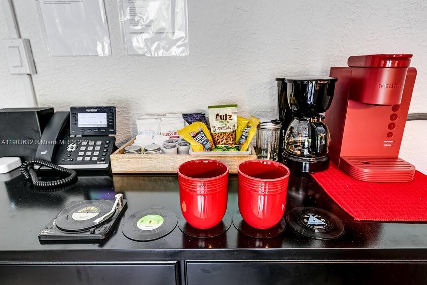 A11903632 Property Photo 1