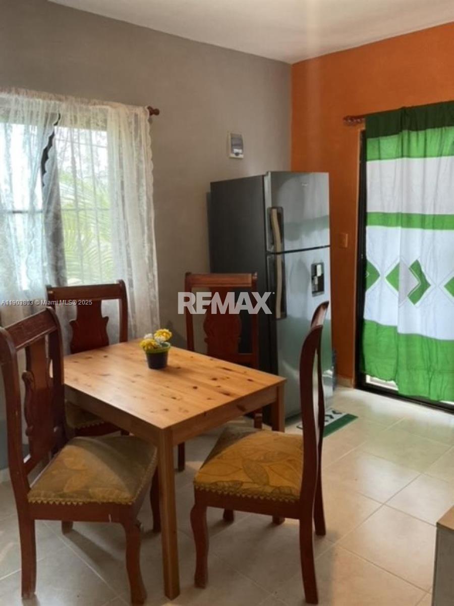 A11903803 Property Photo 3