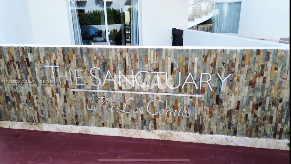 A11903838 Property Photo 1