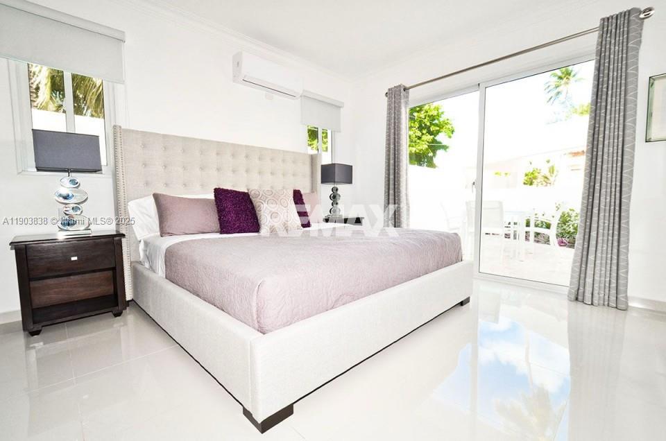 A11903838 Property Photo 14